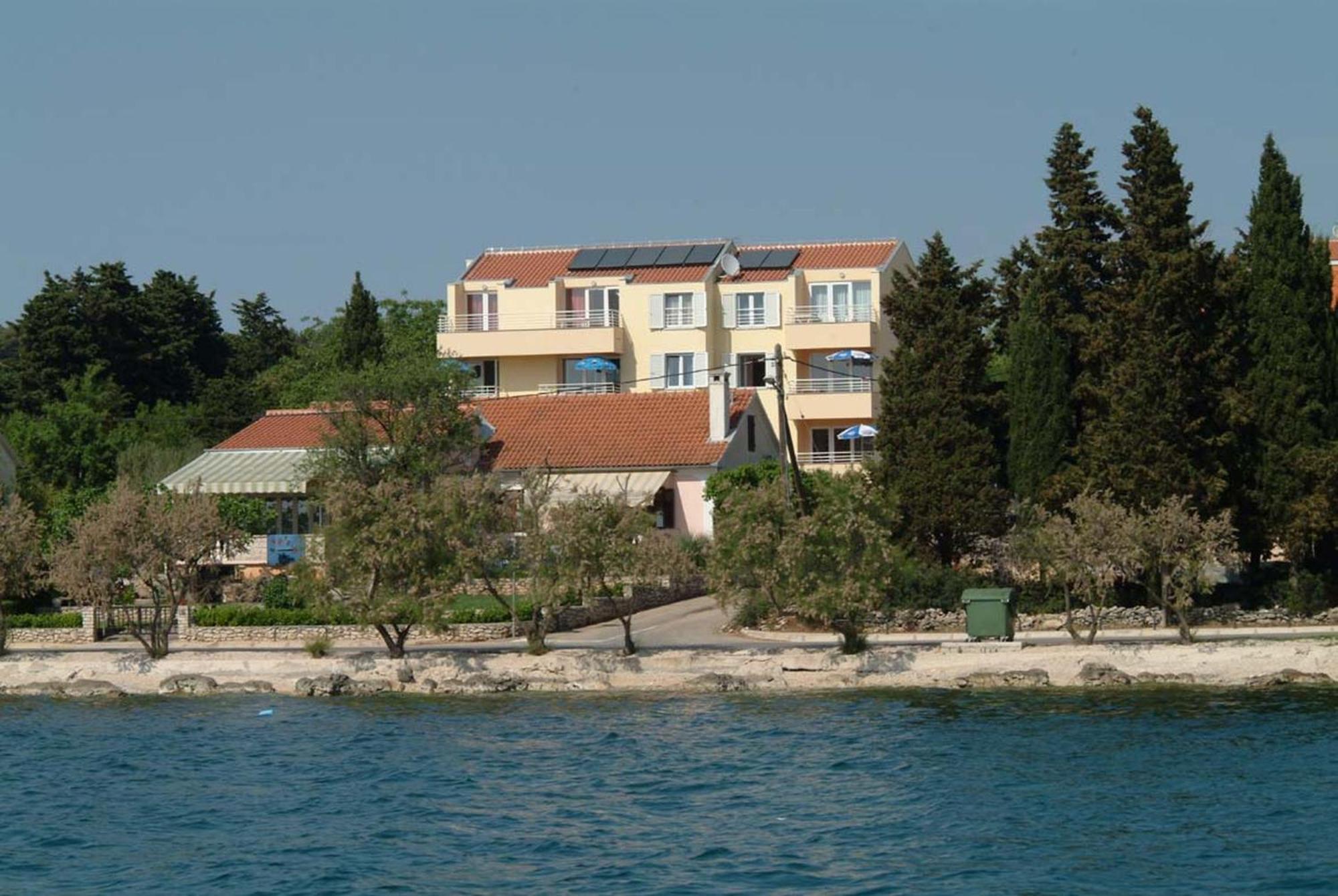 Apartmani Basioli Задар Экстерьер фото